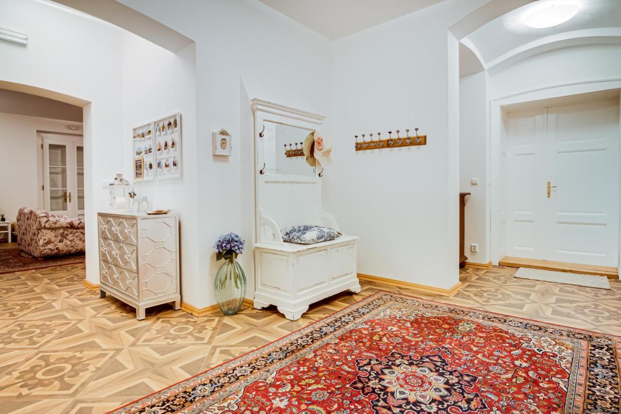 Lovecky Zamecek Pod Milesovkou Teplice Exterior foto