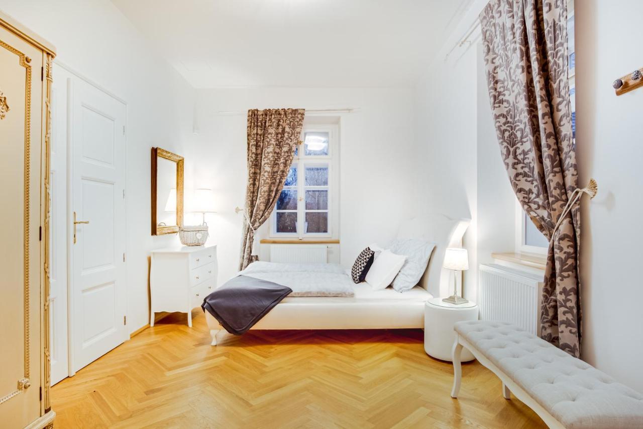 Lovecky Zamecek Pod Milesovkou Teplice Exterior foto